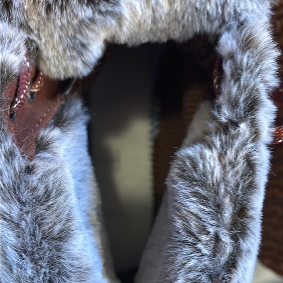 LL Bean Women's Day Venture Brown Suede Insulated Cozy Lace-Up Boots Sz 9M - Picture 10 of 10